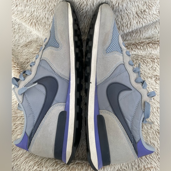 Nike Internationalist Women’s US 10 a Blue Gray and Violet Athletic Shoes - Picture 4 of 7